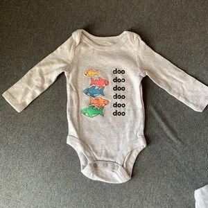 Baby shark 0-3 long sleeve Lamaze onesie